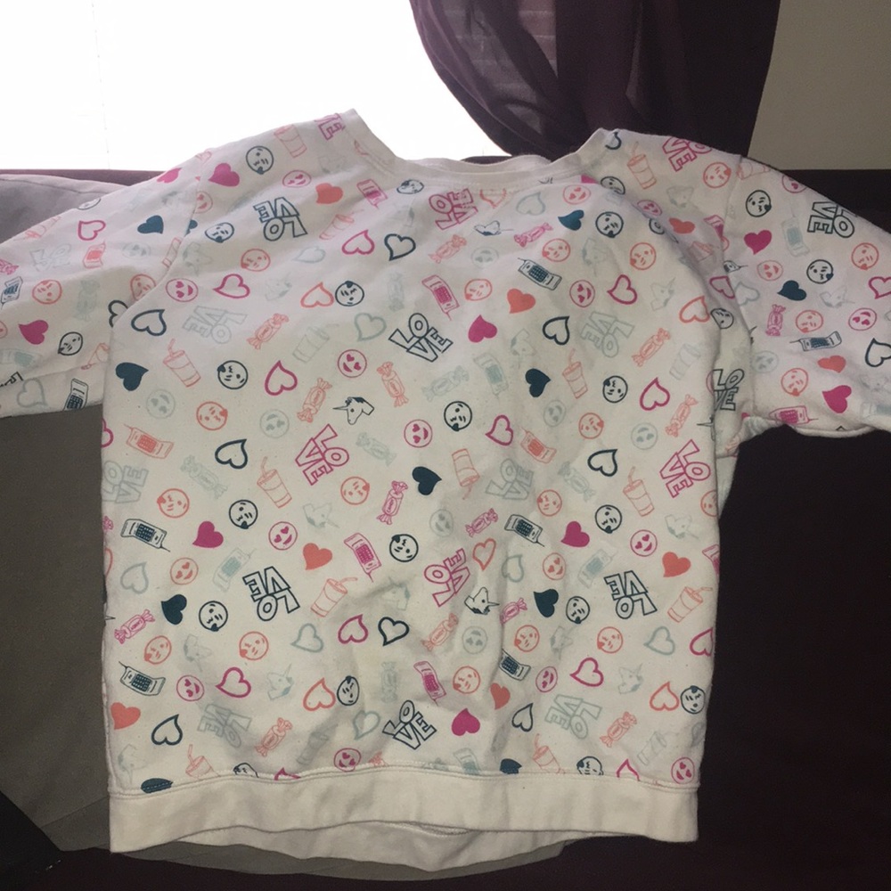 Joe boxer emoji shirt .